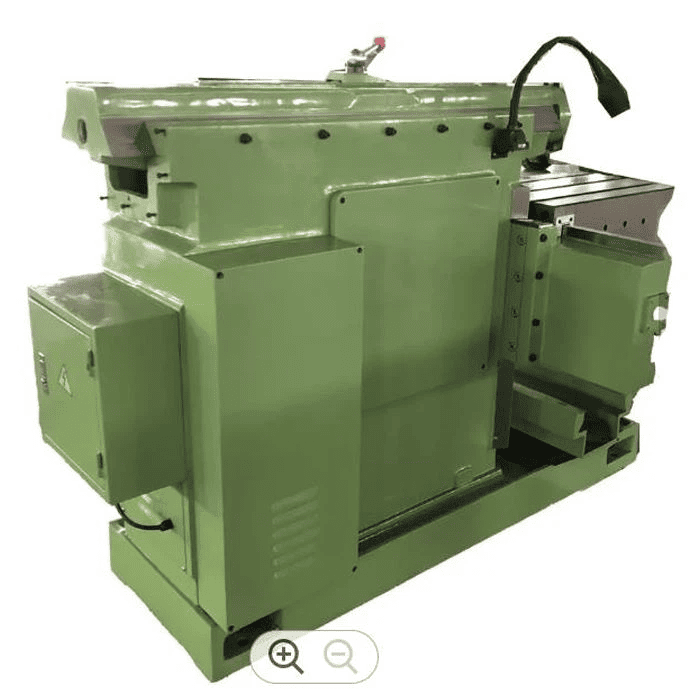 Oblikovalni kovinski stroj